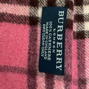 Burberry 100% cashmere, pink 50”inch scarf